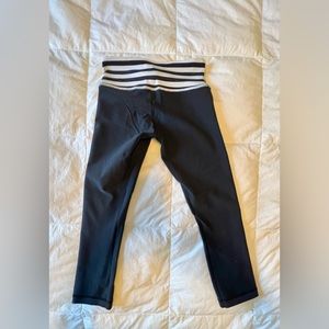 Lululemon Wunder Under Reversible Crop Leggings